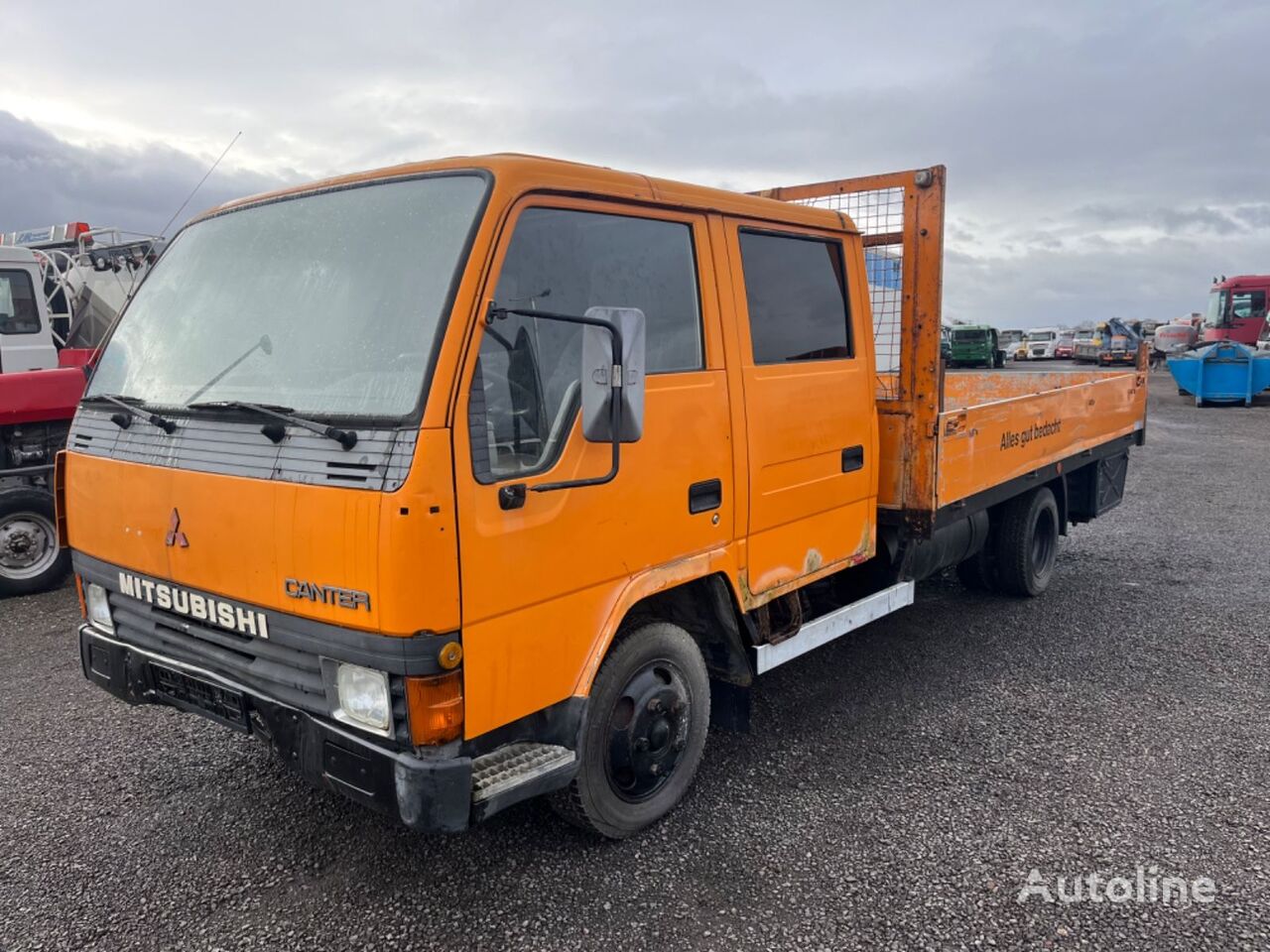 Mitsubishi Canter 3.3 engine good condition camión caja abierta