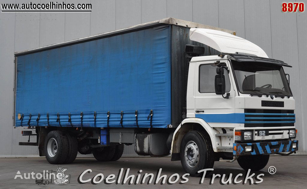 Scania 92M camión con lona corredera