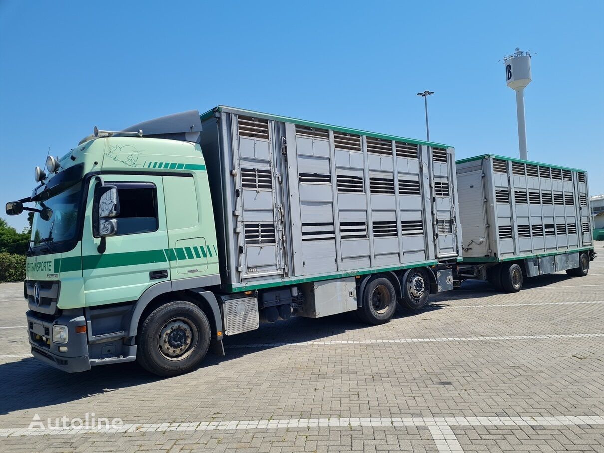 Mercedes-Benz 2546 (MENKE JANZEN) camión para transporte de ganado + remolque para transporte de ganado