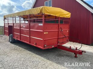 Dinapolis TRV 635 remolque para transporte de ganado